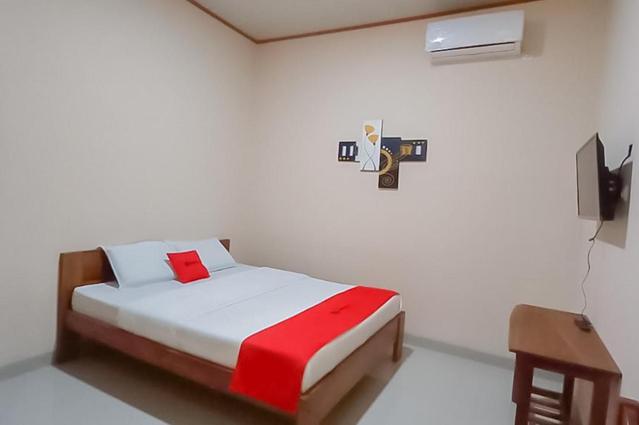Hotel Reddoorz Syariah Near Tugu Lampu Gentur Cianjur Extérieur photo