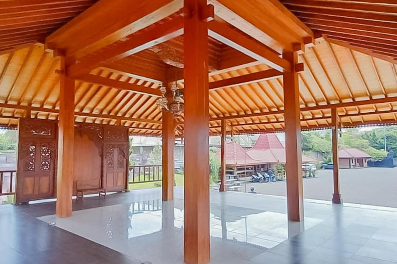 Hotel Reddoorz Syariah Near Tugu Lampu Gentur Cianjur Extérieur photo