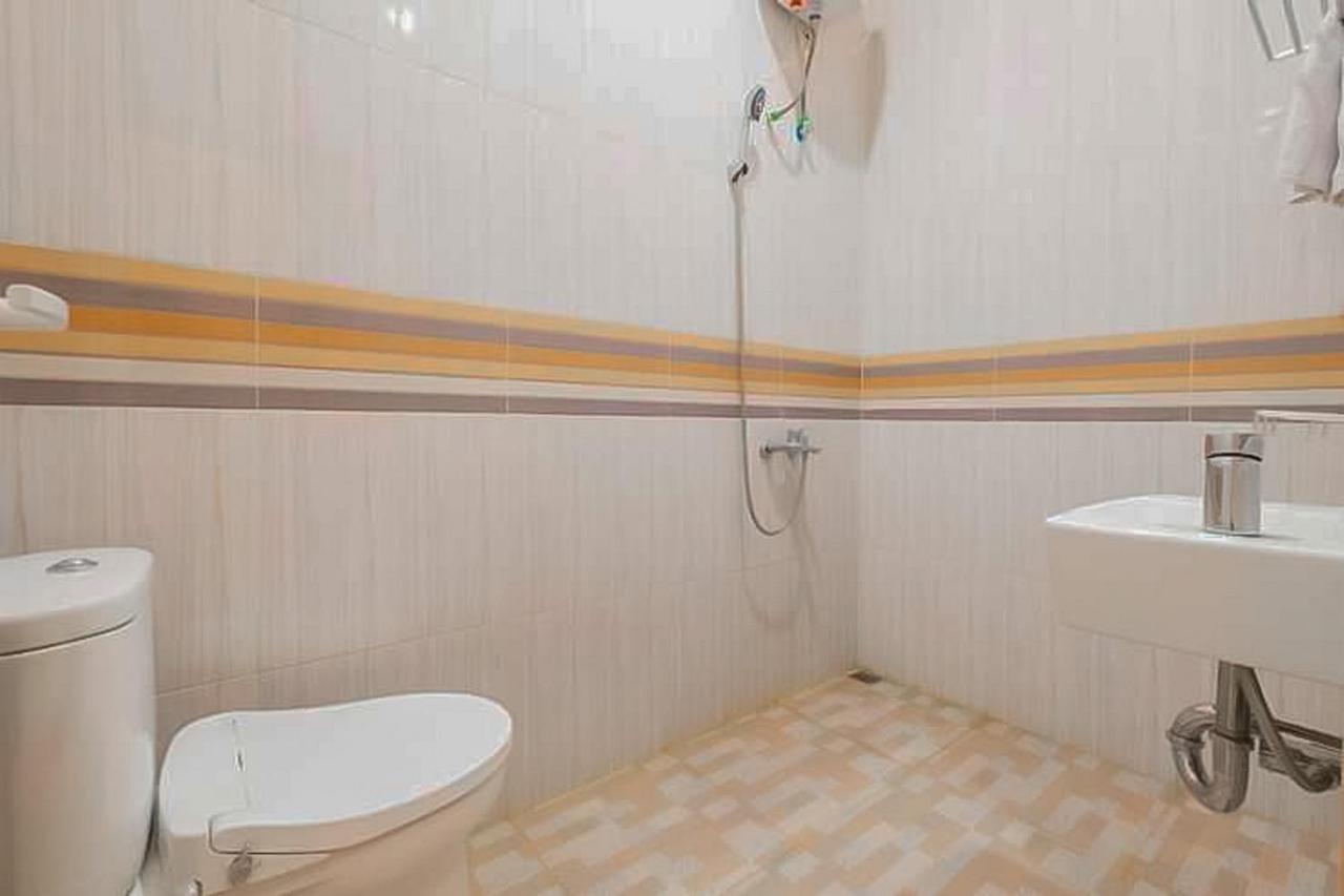 Hotel Reddoorz Syariah Near Tugu Lampu Gentur Cianjur Extérieur photo