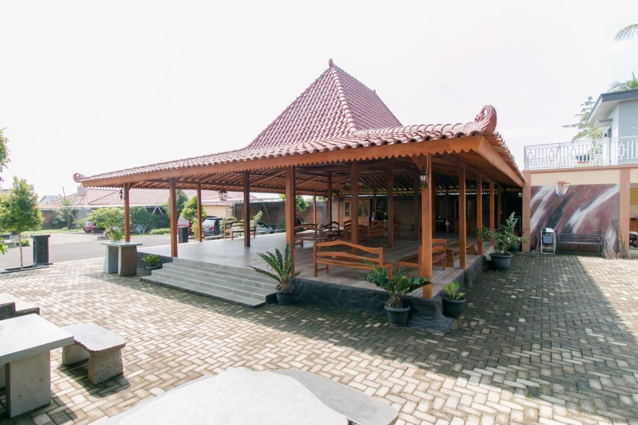 Hotel Reddoorz Syariah Near Tugu Lampu Gentur Cianjur Extérieur photo